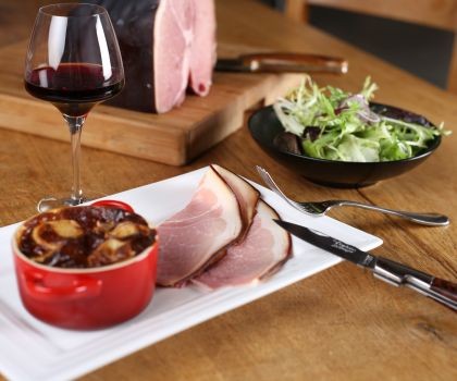 Gratin de pommes de terre et jambon fumé