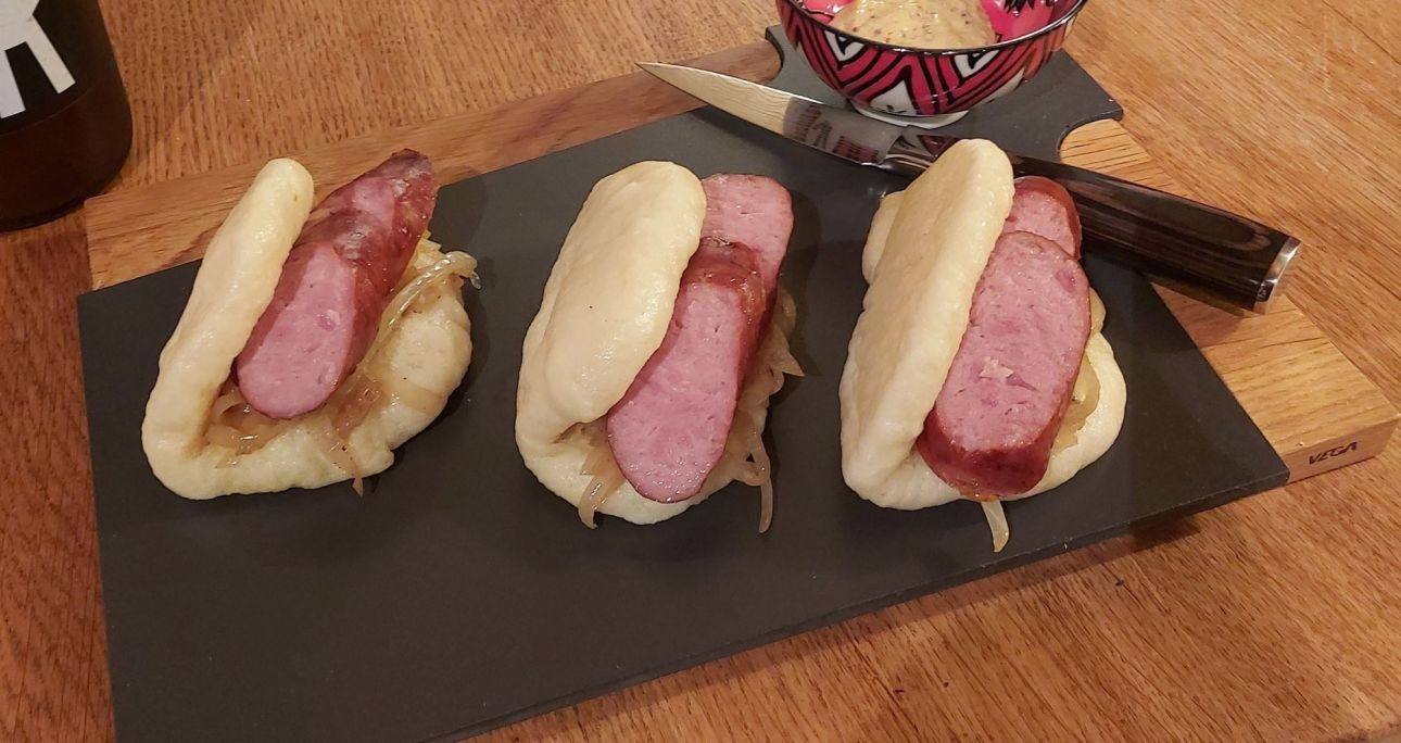 Bao bun à la saucisse de Montbéliard